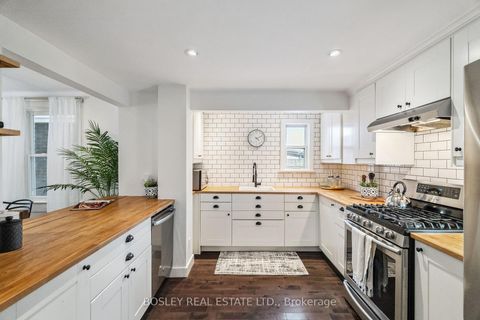 Photo 6 at 231 Chisholm Avenue, Lumsden, Toronto