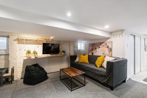 Photo 20 at 231 Chisholm Avenue, Lumsden, Toronto