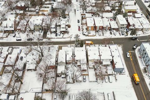 Photo 30 at 231 Chisholm Avenue, Lumsden, Toronto