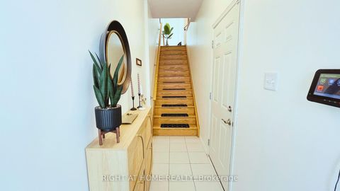 Photo 4 at 2372 Chevron Prince Path, Windfields, Oshawa