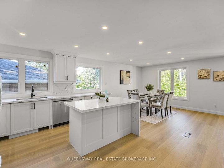 Photo 15 at 1128 Pinegrove Road, WO West, Oakville