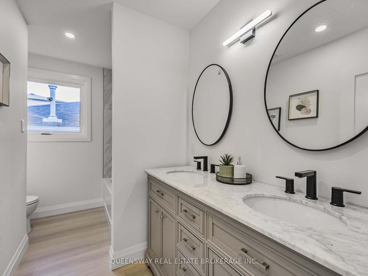 Photo 21 at 1128 Pinegrove Road, WO West, Oakville