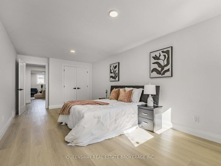 Photo 28 at 1128 Pinegrove Road, WO West, Oakville