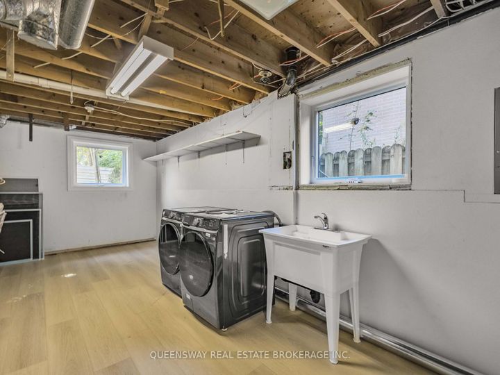 Photo 31 at 1128 Pinegrove Road, WO West, Oakville