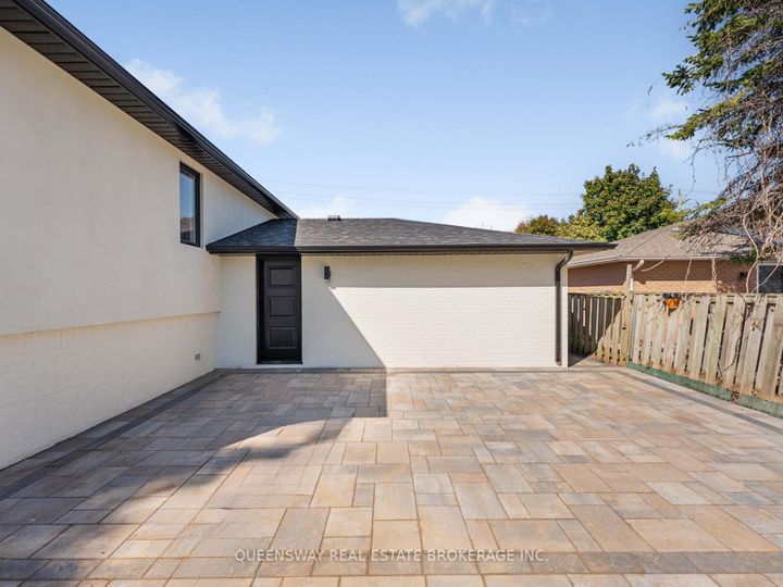 Photo 32 at 1128 Pinegrove Road, WO West, Oakville