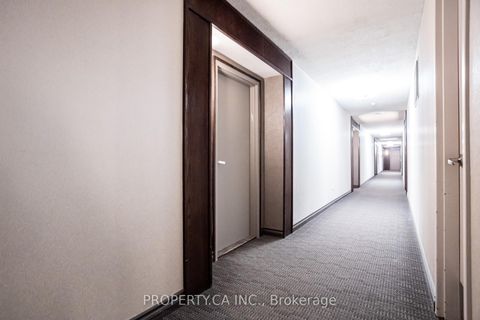 Photo 4 at 1109 - 7601 Bathurst Street, Yorkhill, Vaughan