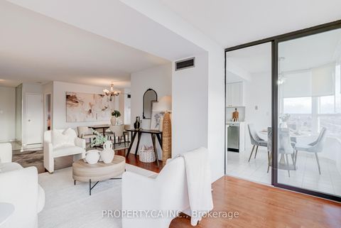 Photo 12 at 1109 - 7601 Bathurst Street, Yorkhill, Vaughan