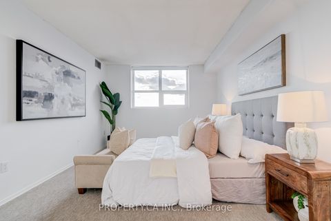 Photo 24 at 1109 - 7601 Bathurst Street, Yorkhill, Vaughan