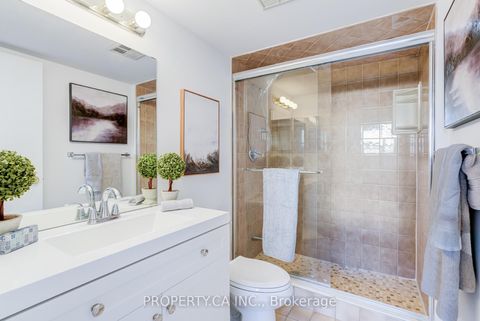 Photo 27 at 1109 - 7601 Bathurst Street, Yorkhill, Vaughan