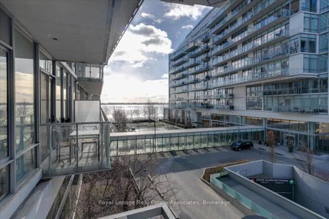 Photo 1 at 323 - 29 Queens Quay E, Waterfront Communities C8, Toronto
