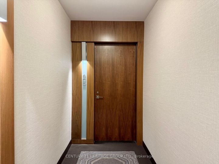 Photo 5 at 605 - 36 Park Lawn Road, Mimico, Toronto