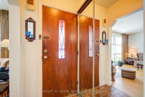 Photo 3 at 25 Strode Drive, Eglinton East, Toronto