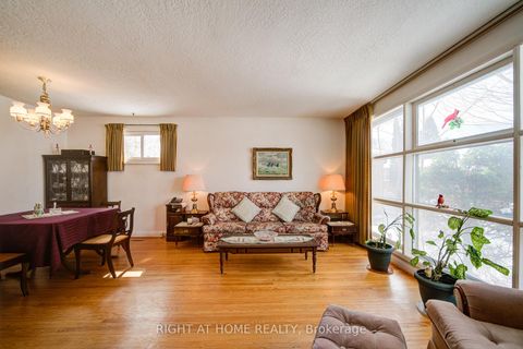 Photo 8 at 25 Strode Drive, Eglinton East, Toronto