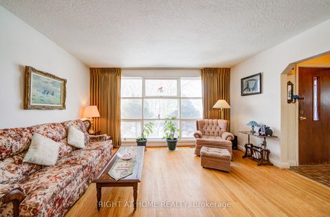 Photo 12 at 25 Strode Drive, Eglinton East, Toronto