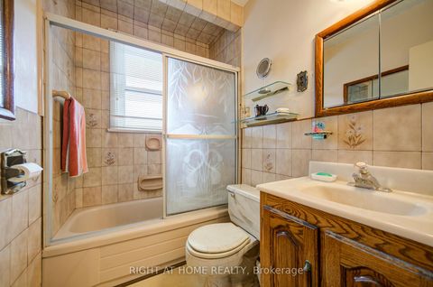Photo 19 at 25 Strode Drive, Eglinton East, Toronto
