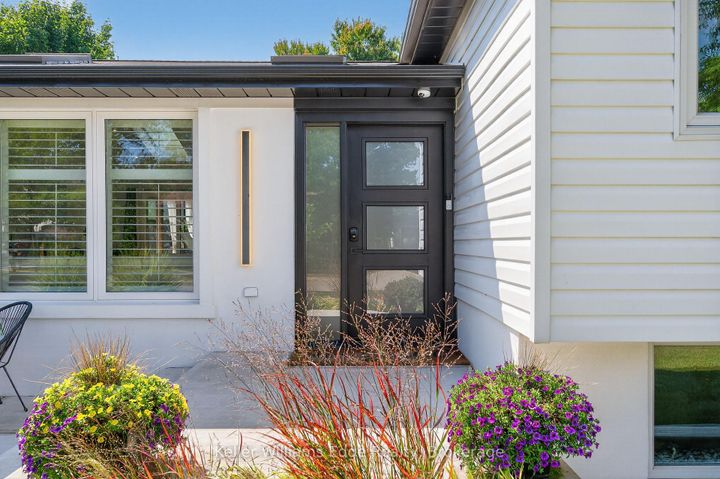 Photo 6 at 400 Sunset Drive, WO West, Oakville