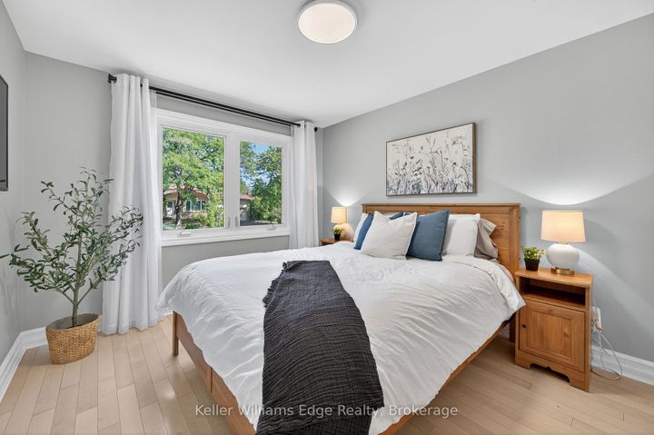 Photo 22 at 400 Sunset Drive, WO West, Oakville