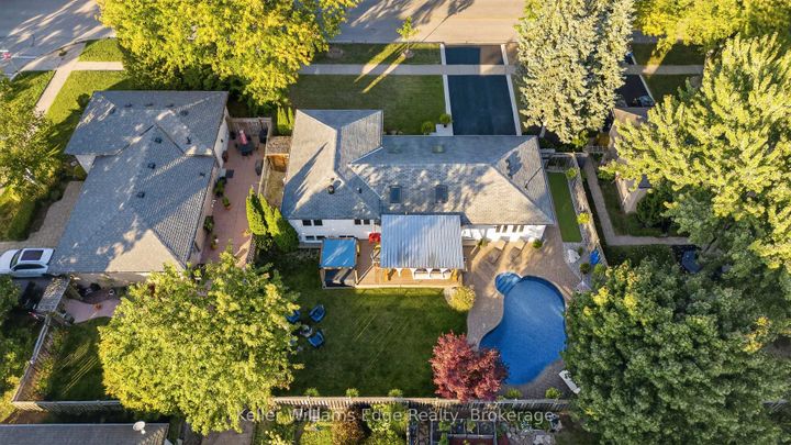 Photo 30 at 400 Sunset Drive, WO West, Oakville