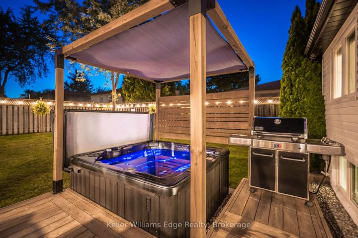 Photo 42 at 400 Sunset Drive, WO West, Oakville