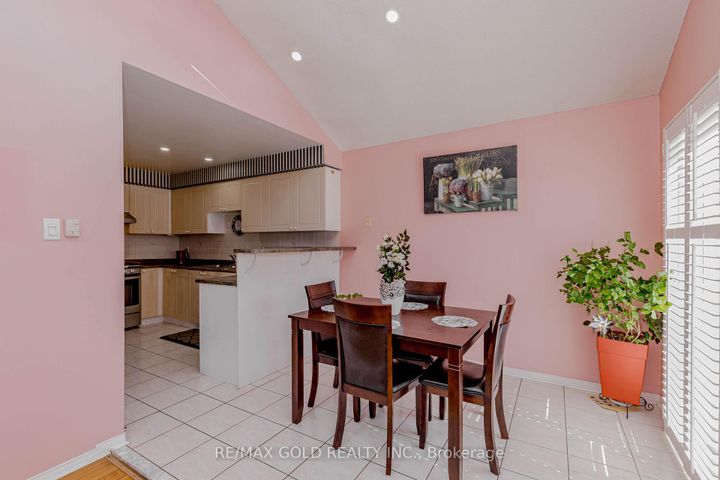 Photo 6 at 153 Cordgrass Crescent, Wellington, Brampton