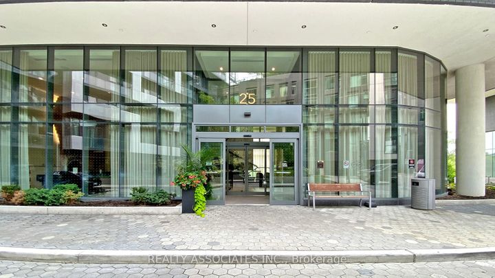 Photo 4 at 545 - 25 Adra Grado Way, Bayview Village, Toronto