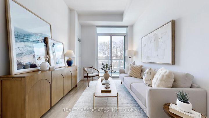 Photo 11 at 545 - 25 Adra Grado Way, Bayview Village, Toronto