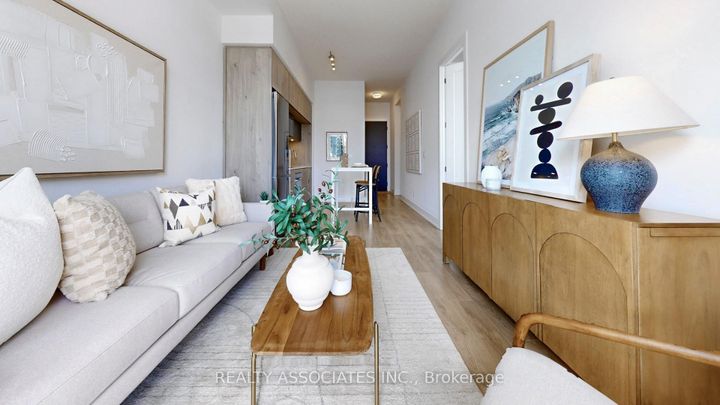 Photo 13 at 545 - 25 Adra Grado Way, Bayview Village, Toronto