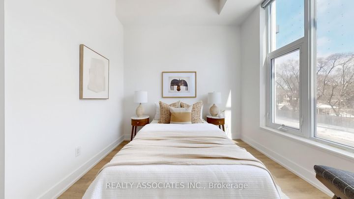 Photo 20 at 545 - 25 Adra Grado Way, Bayview Village, Toronto