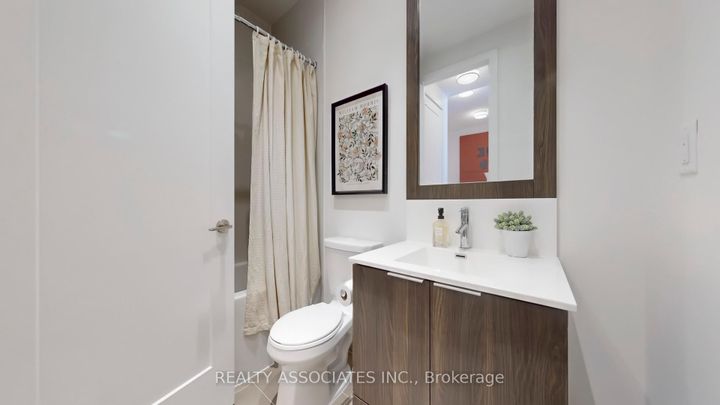 Photo 25 at 545 - 25 Adra Grado Way, Bayview Village, Toronto