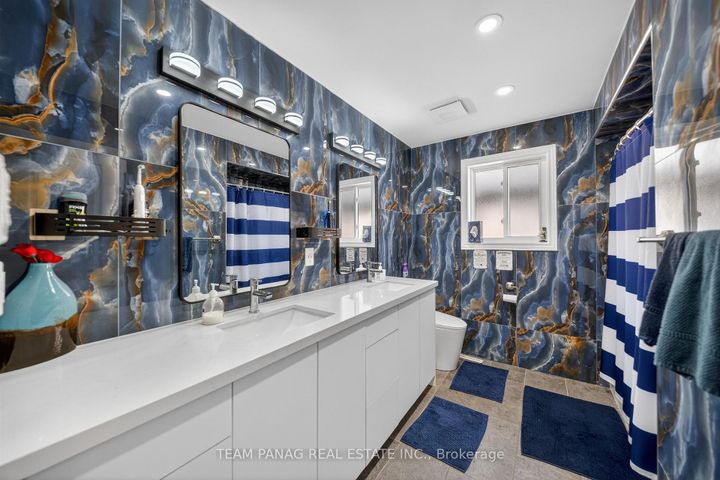 Photo 21 at 8 Deerglen Drive, Wellington, Brampton