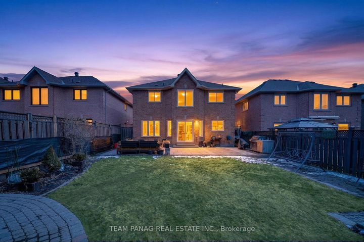 Photo 35 at 8 Deerglen Drive, Wellington, Brampton