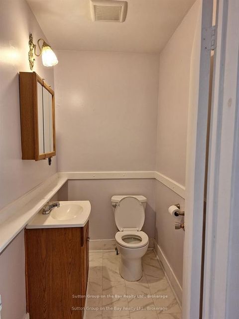 Photo 11 at 215 Cedar St. Street, Stayner, Clearview