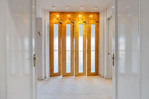 Photo 11 at 83 Hillmount Avenue, Lawrence, Toronto