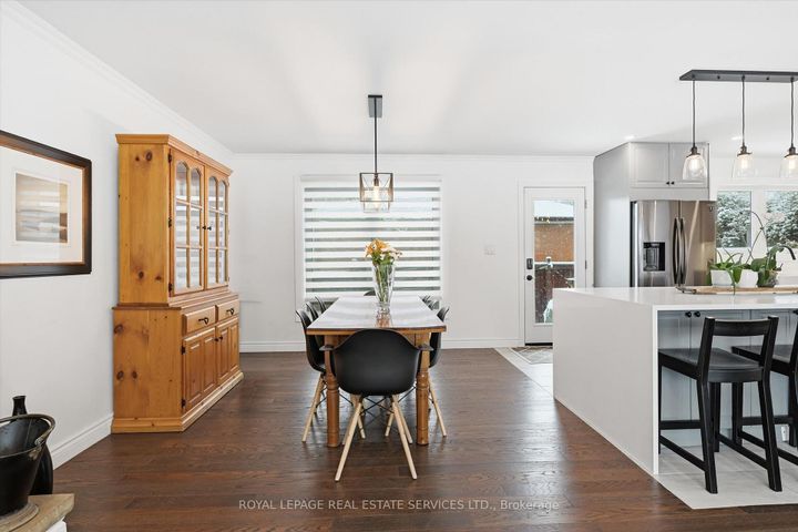 Photo 10 at 1151 Sarta Road, WO West, Oakville