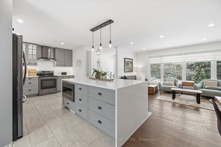 Photo 14 at 1151 Sarta Road, WO West, Oakville