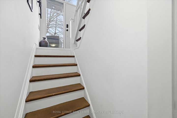 Photo 34 at 1151 Sarta Road, WO West, Oakville