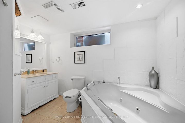 Photo 38 at 1151 Sarta Road, WO West, Oakville