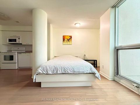 Photo 9 at 310 - 235 Sherway Gardens Road, City Centre West, Toronto