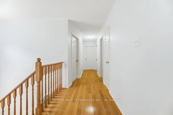 Photo 14 at 103 Starhill Crescent, Wellington, Brampton