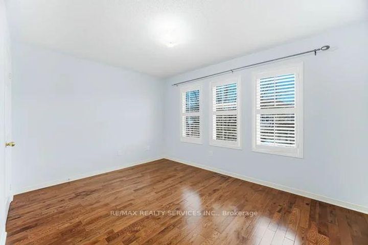 Photo 21 at 103 Starhill Crescent, Wellington, Brampton