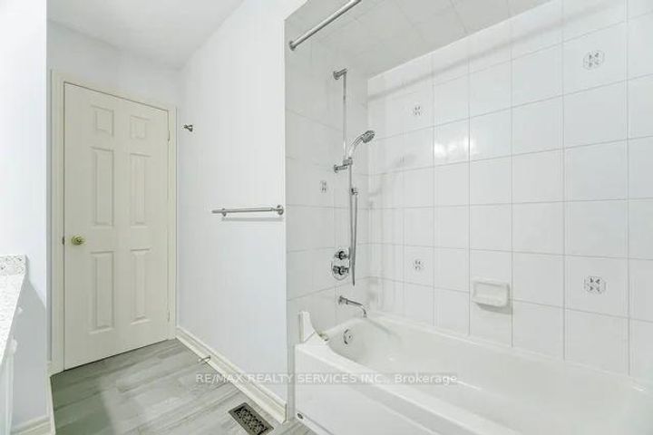 Photo 28 at 103 Starhill Crescent, Wellington, Brampton