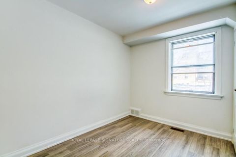 Photo 14 at 88 Westview Boulevard, Parkview, Toronto