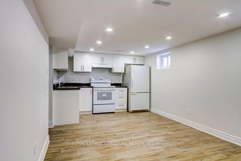Photo 22 at 88 Westview Boulevard, Parkview, Toronto