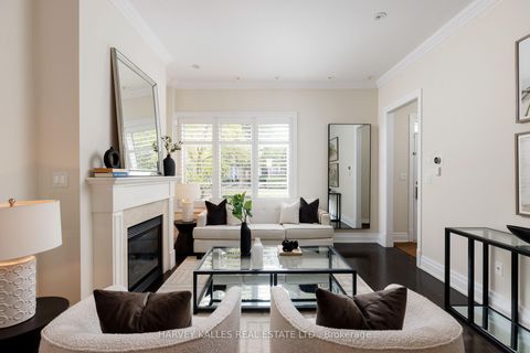 Photo 3 at 304 - 51 York Mills Road, York Mills, Toronto