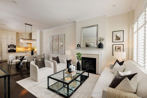 Photo 7 at 304 - 51 York Mills Road, York Mills, Toronto