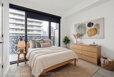 Photo 10 at 1310 - 55 Charles Street E, Yonge Corridor, Toronto