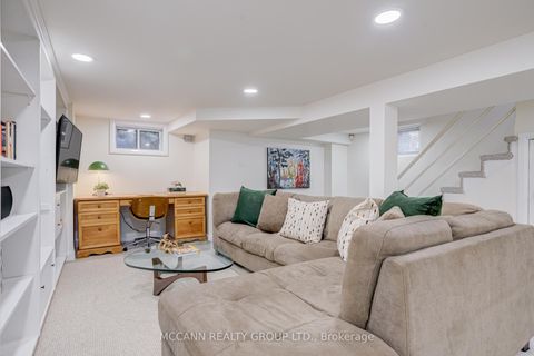 Photo 33 at 81 Wanless Crescent, Lawrence Park North, Toronto