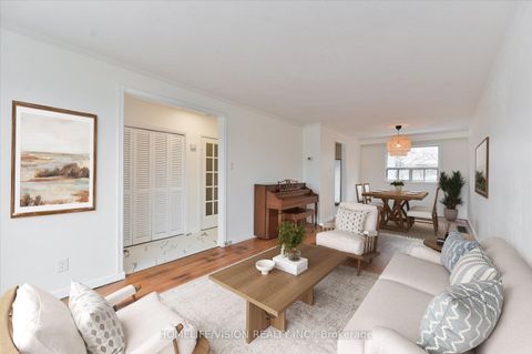 Photo 3 at 89 Tulane Crescent, Donalda, Toronto