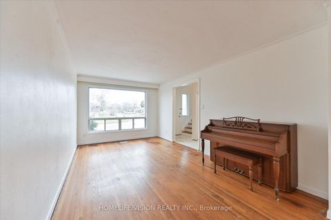 Photo 4 at 89 Tulane Crescent, Donalda, Toronto