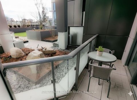 Photo 17 at 201 - 2020 Bathurst Street, Cedarvale, Toronto